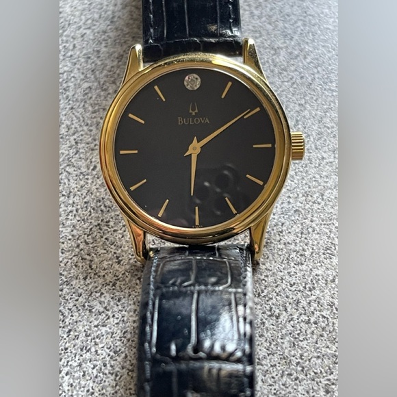 Bulova Crystal Black Croc Embossed Men's Dress Watch - Picture 3 of 8